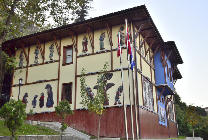 Karagöz Hacivat Müzesi